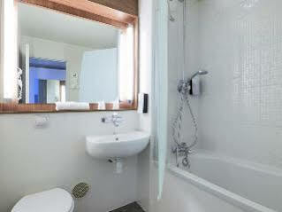 Campanile Saint-christophe Hotel